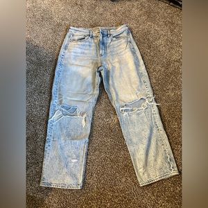 American Eagle 90s Boyfriend Jeans